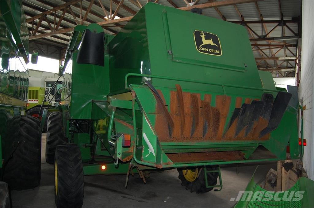 John Deere 2066 Skördetröskor