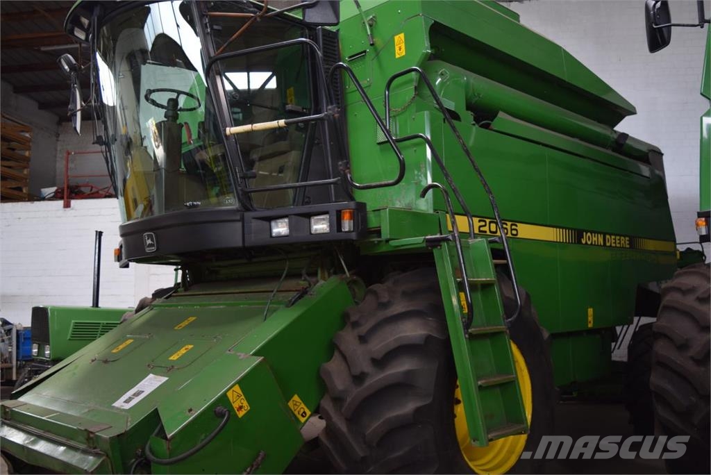 John Deere 2066 Skördetröskor