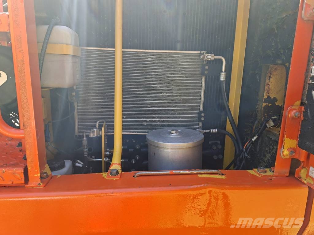 Komatsu PW 160-7 Wielgraafmachines