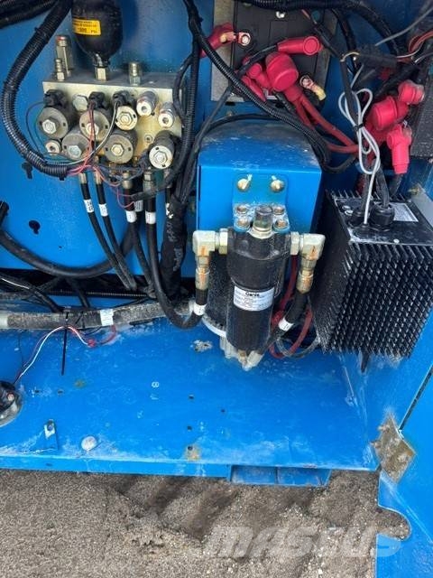 Genie GS 2669 رافعات مقصية الشكل