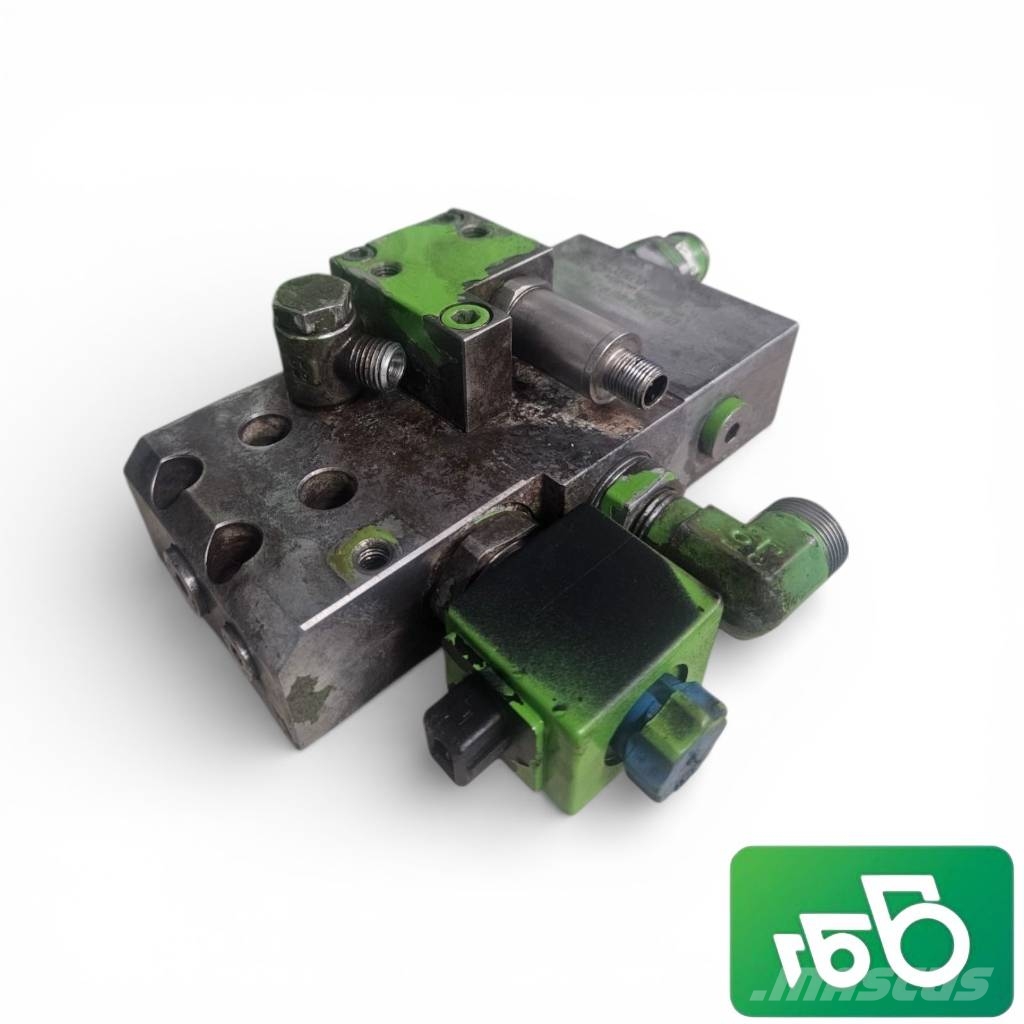 Merlo P 40.7 Hydraulic Cylinder Lock 08394703043501B 底盤和懸架