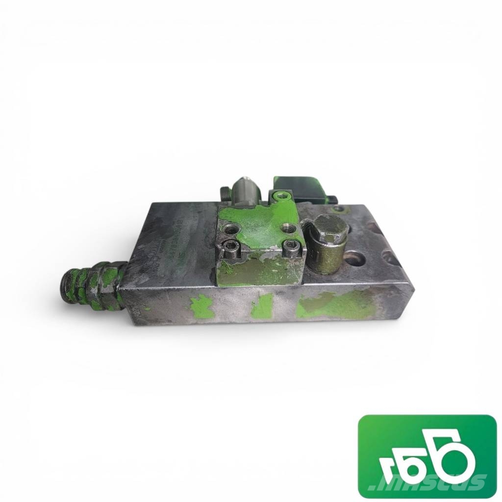 Merlo P 40.7 Hydraulic Cylinder Lock 08394703043501B 底盤和懸架