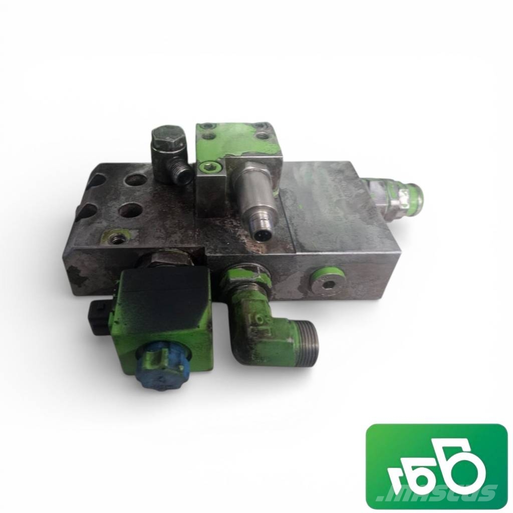 Merlo P 40.7 Hydraulic Cylinder Lock 08394703043501B 底盤和懸架