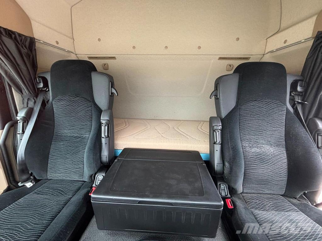 Mercedes-Benz Actros 2546 6x2*4 BOX L=8338 mm Camiones de ganado