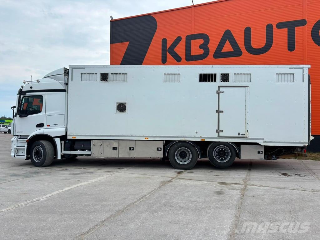 Mercedes-Benz Actros 2546 6x2*4 BOX L=8338 mm Camiones de ganado