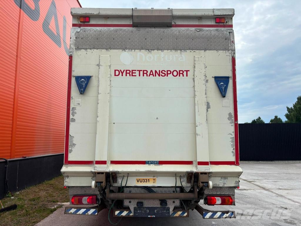 Mercedes-Benz Actros 2546 6x2*4 BOX L=8338 mm Camiones de ganado