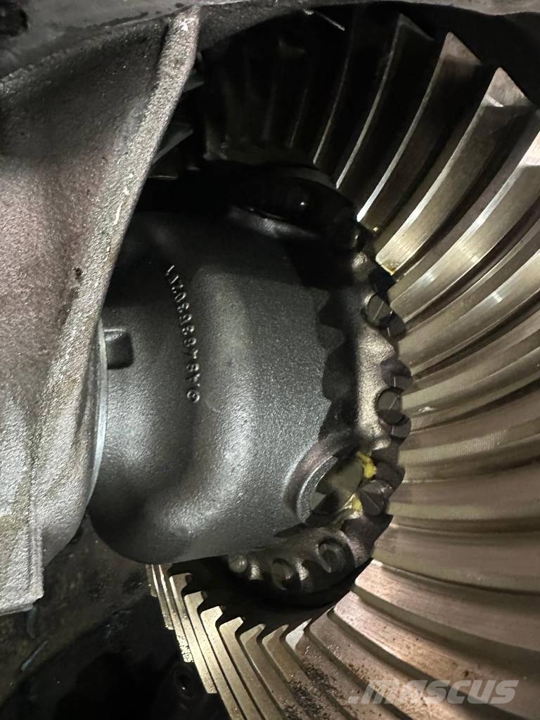 Mercedes-Benz Differential Arox unbenutzt Versnellingsbakken