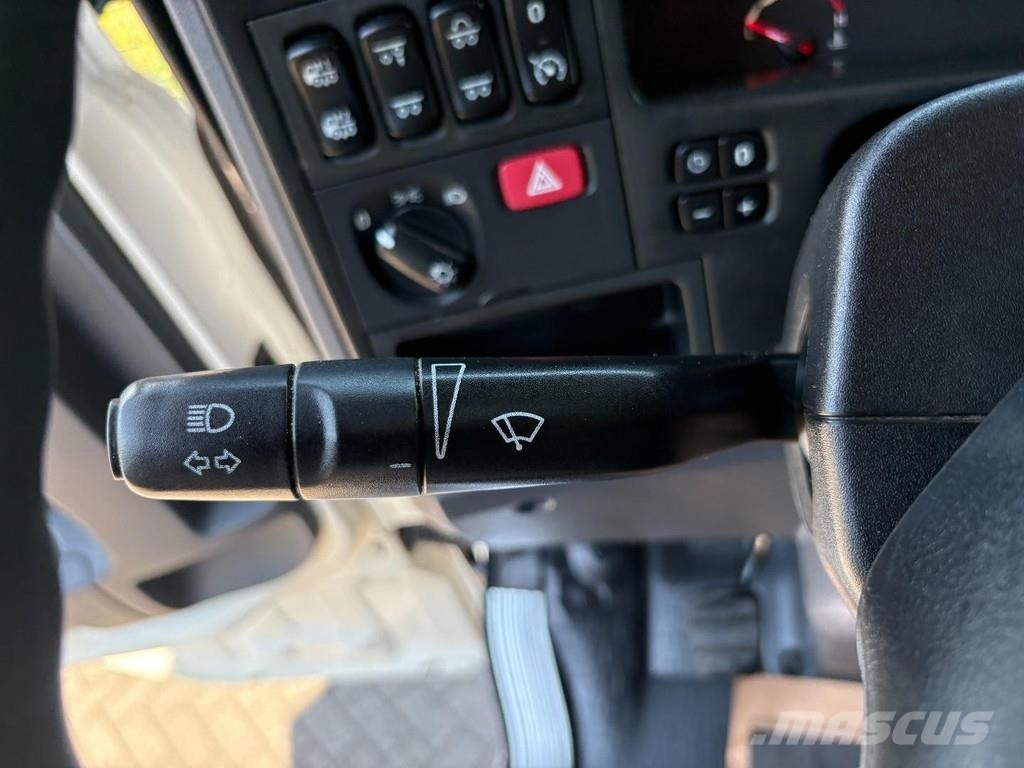 Scania R 480 6X2 + 3 PEDALS + STEERING AXLE + EURO 5 + AL Trasportatore per veicoli