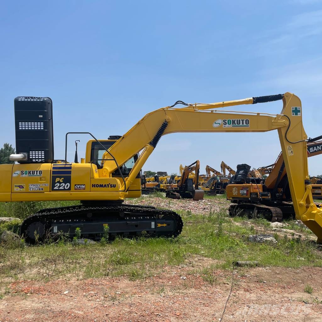 Komatsu PC 220-8 Гусеничні екскаватори