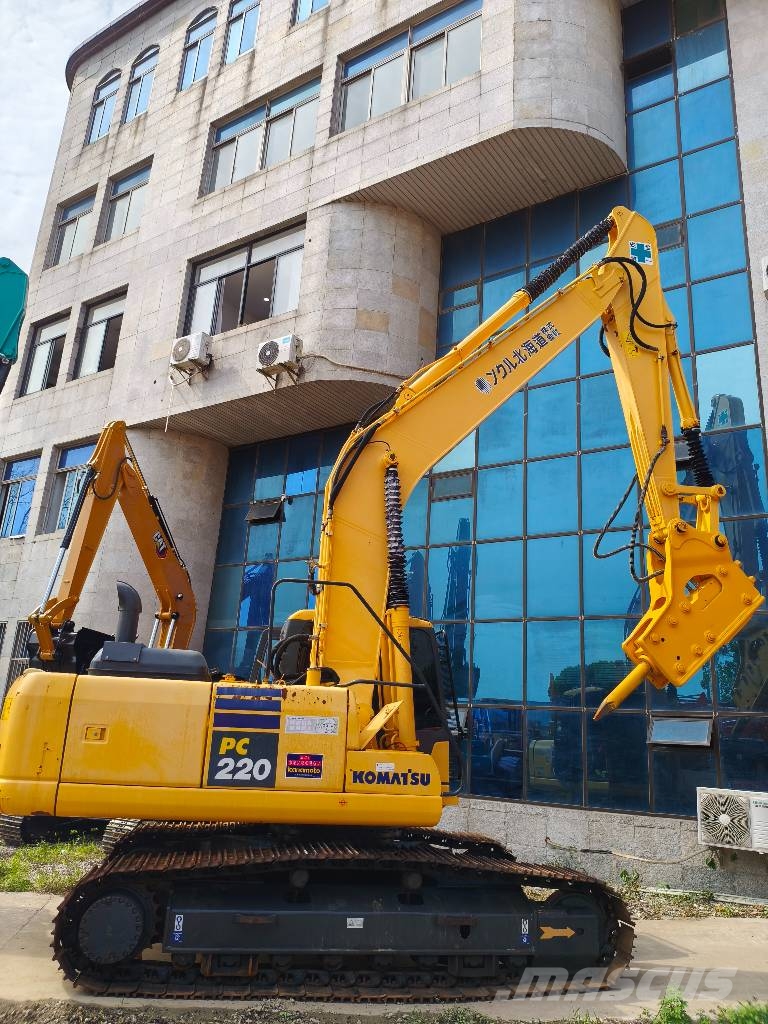 Komatsu PC220-7 履带挖掘机