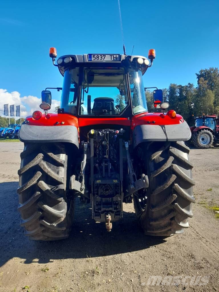Massey Ferguson 7718S Traktorid