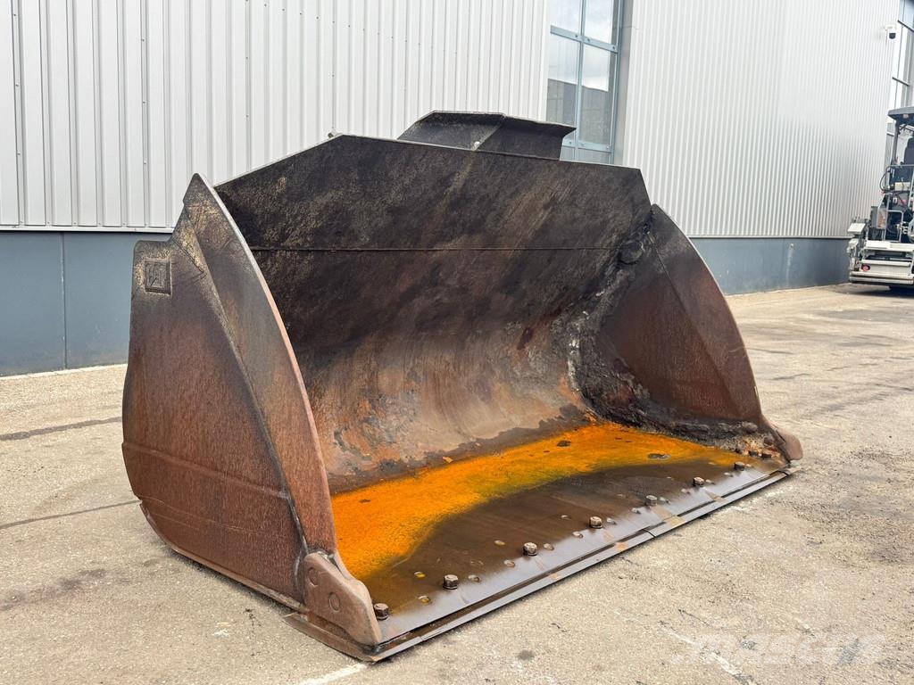 CAT Loading bucket 972/980 Pistoane