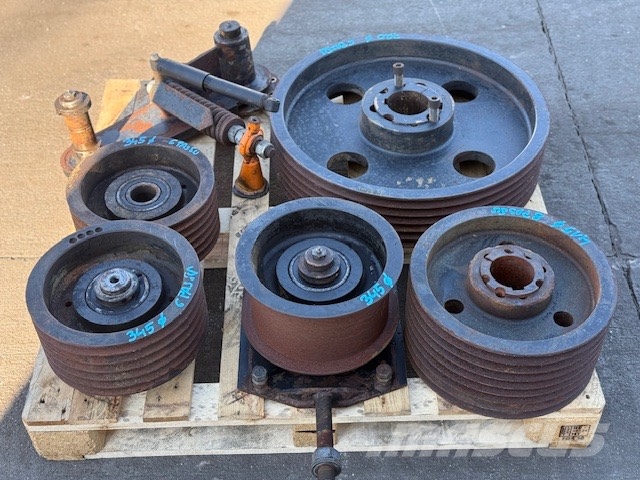Doppstadt AK 530 Pulleys and hubs – complete set Flishuggere / neddelere