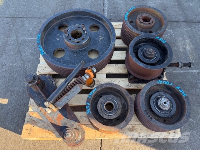 Doppstadt AK 530 Pulleys and hubs – complete set Flishuggere / neddelere