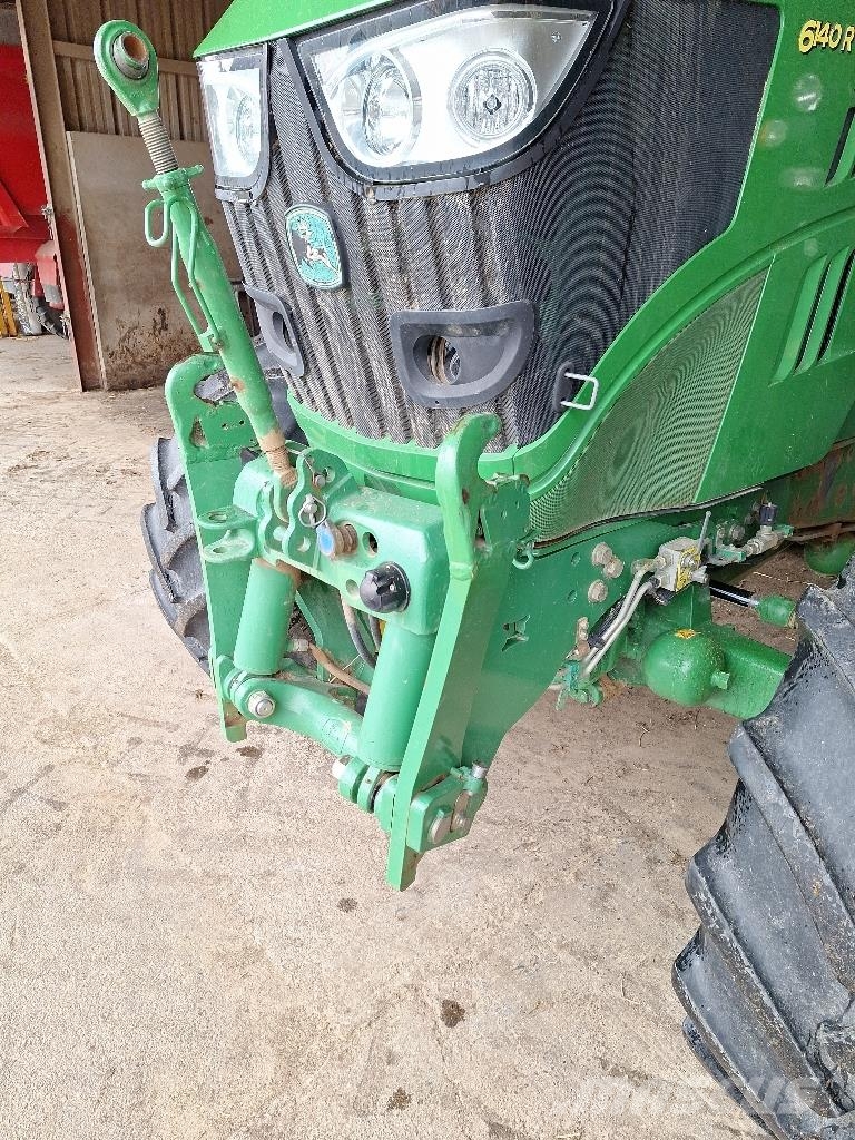 John Deere 6140R Трактори