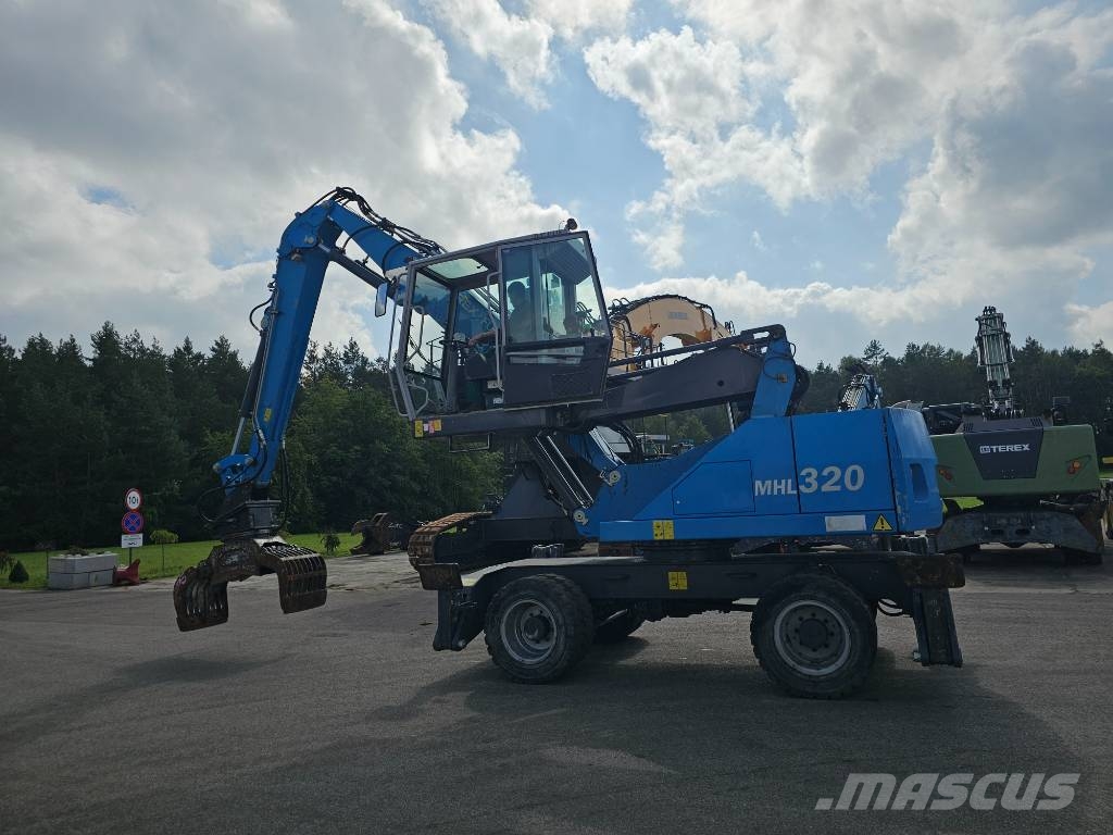 Fuchs MHL 320 Materjalikäitlusmasinad