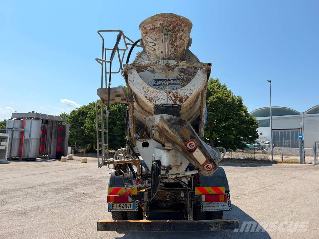 Iveco Trakker 450 Concrete trucks