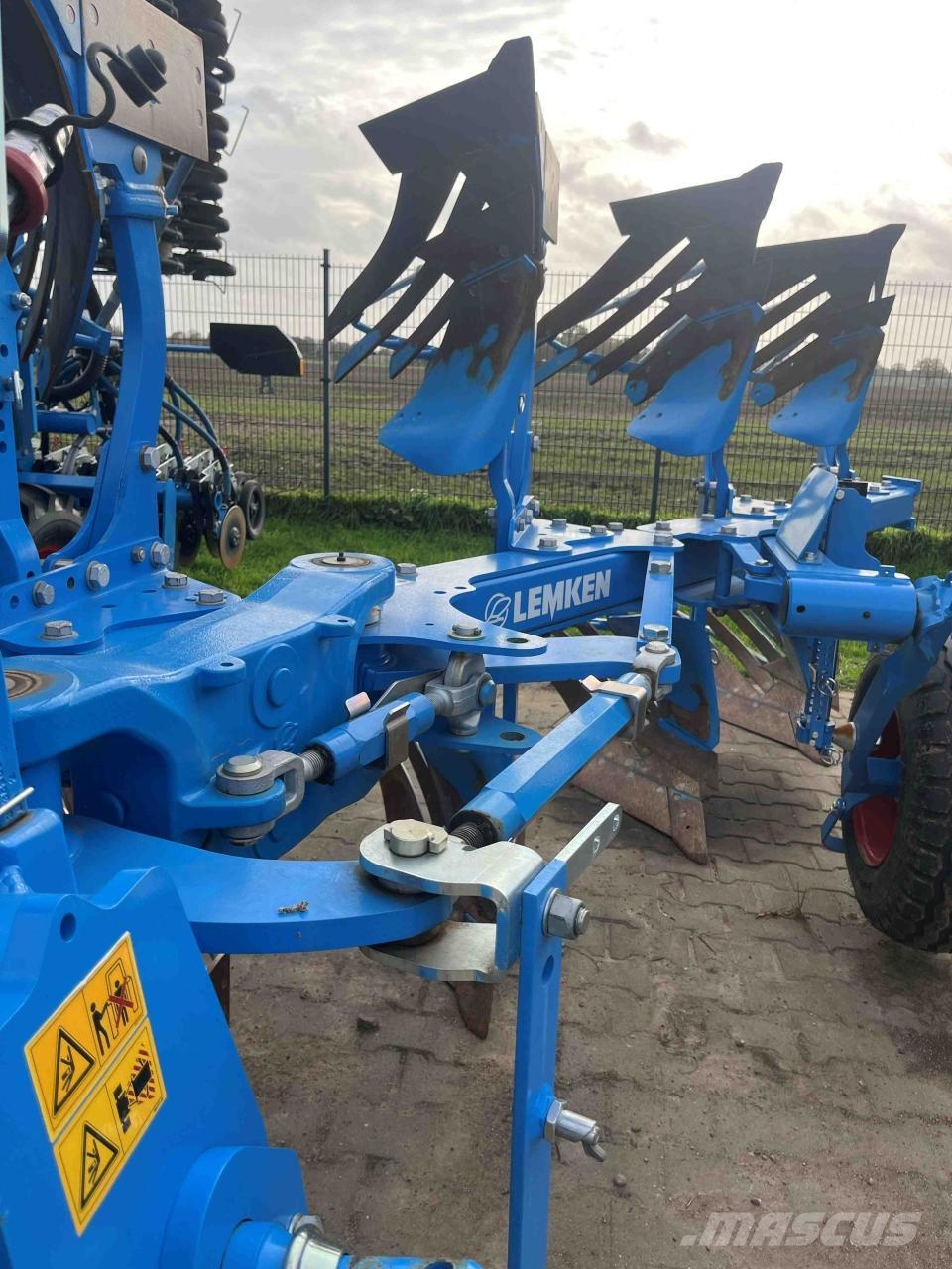 Lemken Juwel 7 M 4 N 100 Navadni plugi