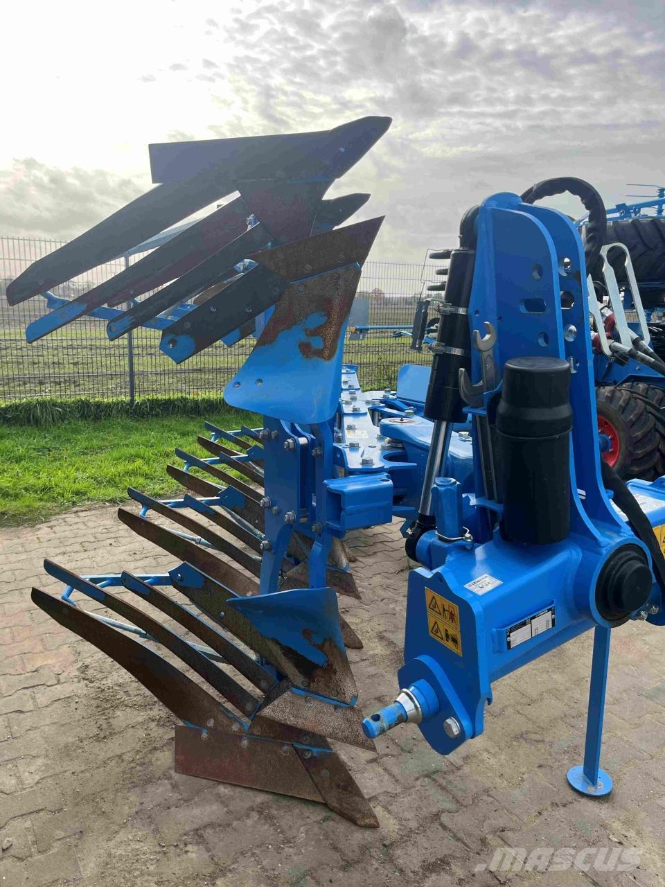 Lemken Juwel 7 M 4 N 100 Navadni plugi