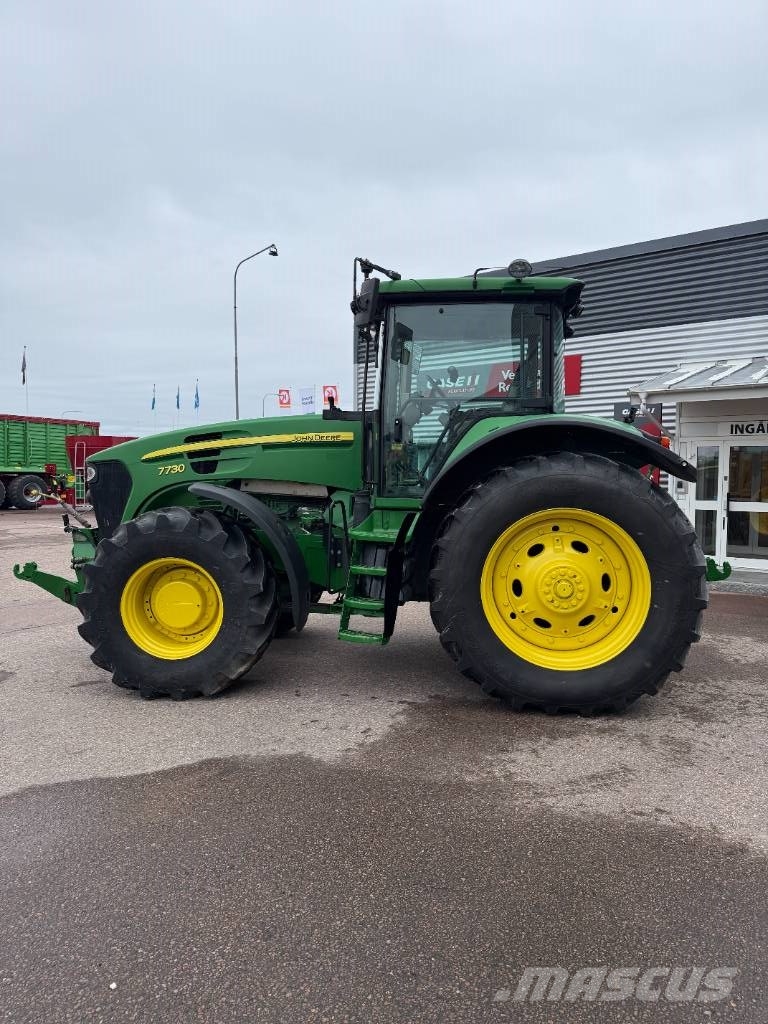 John Deere 7730 Traktorer