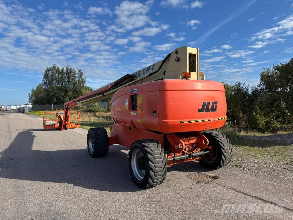 JLG 860 SJ Articulated boom lifts