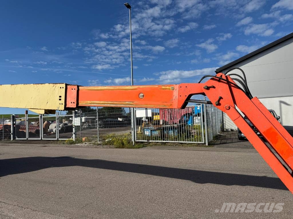 JLG 860 SJ Articulated boom lifts