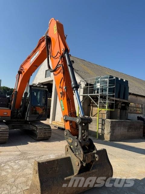 Doosan / DEVELON DX140LCR-7 Bageri guseničari