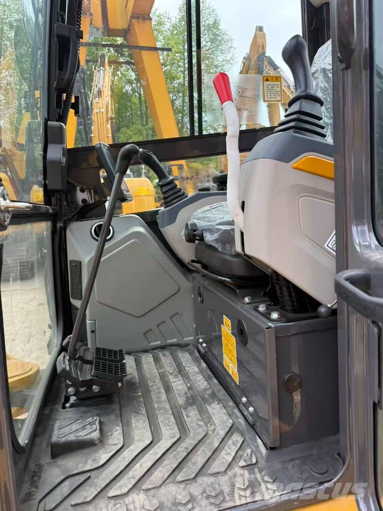 XCMG XE 35 U Мини-экскаваторы