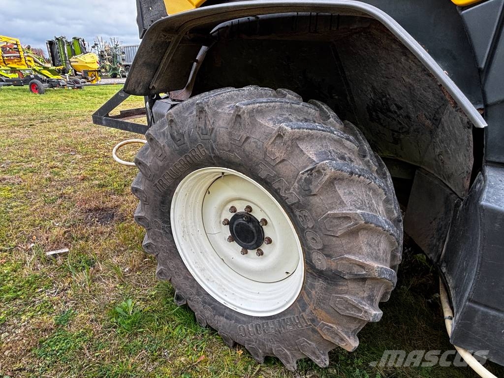 New Holland FR 600 Ensileuse automotrice
