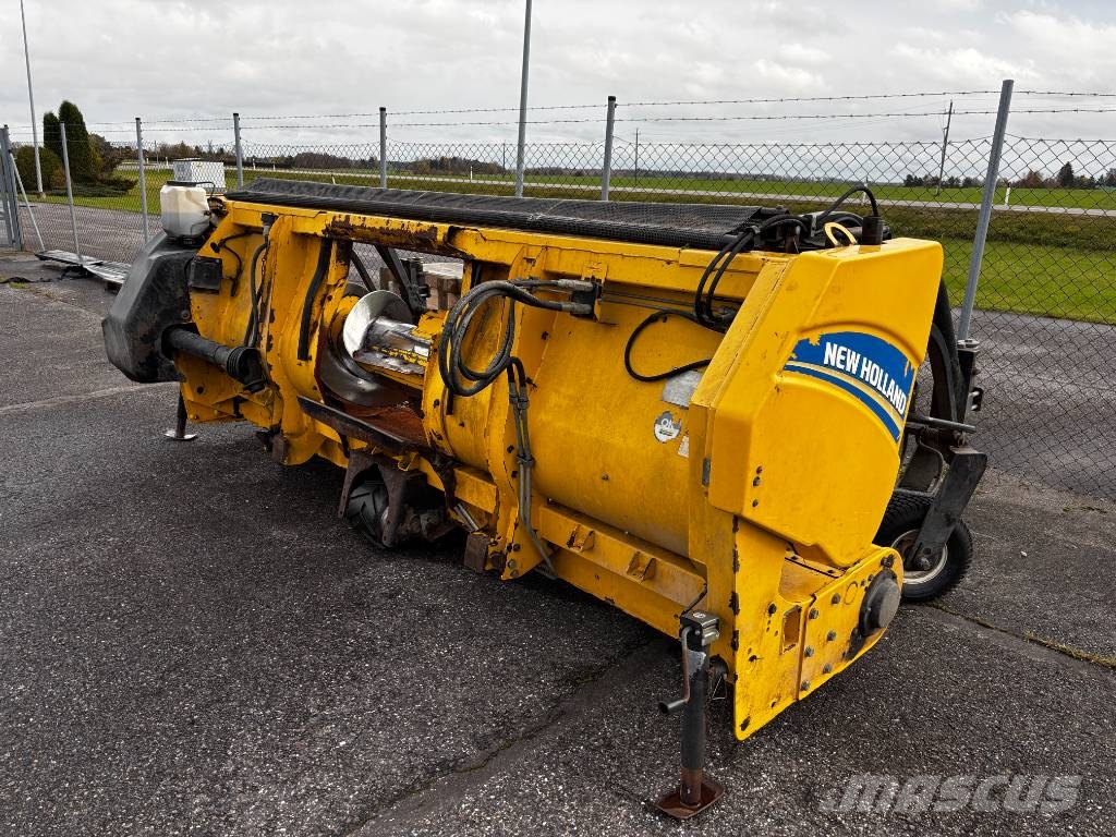 New Holland FR 600 Ensileuse automotrice