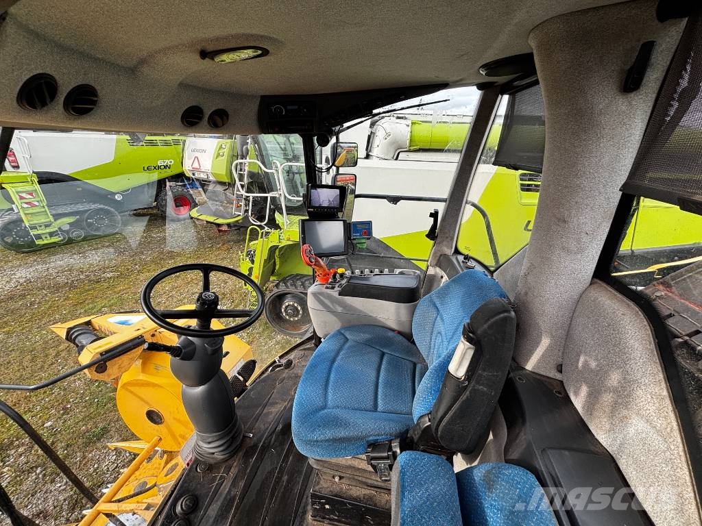 New Holland FR 600 Ensileuse automotrice