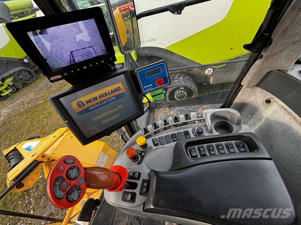 New Holland FR 600 Ensileuse automotrice