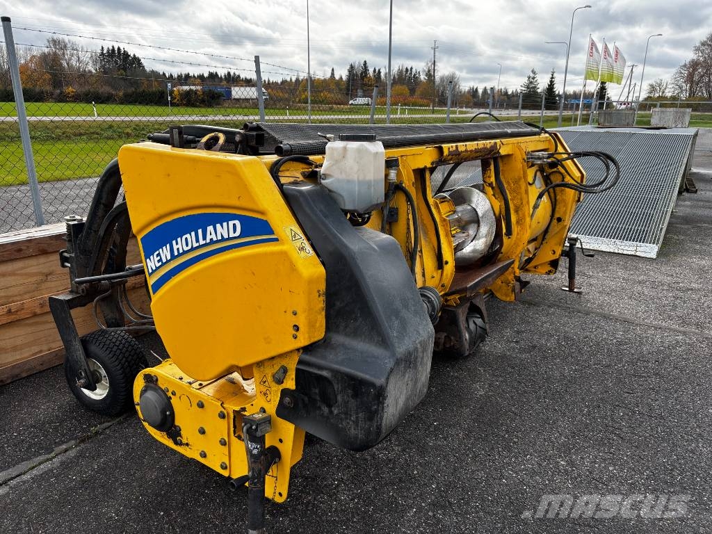 New Holland FR 600 Ensileuse automotrice