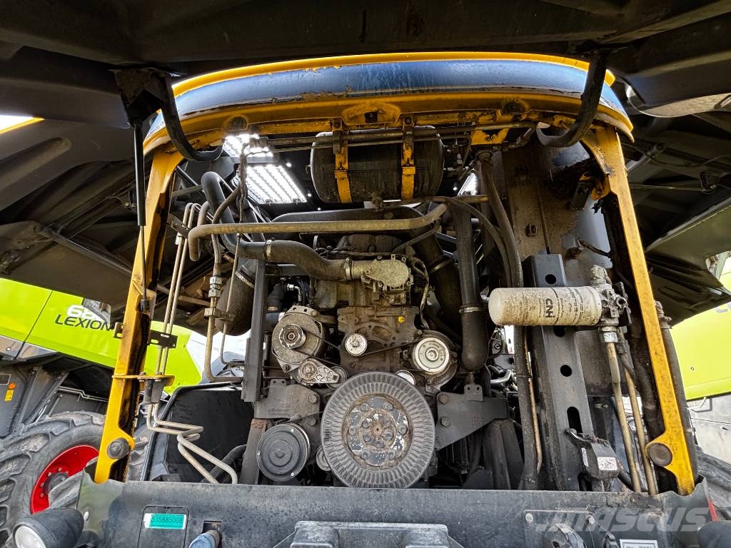 New Holland FR 600 Ensileuse automotrice
