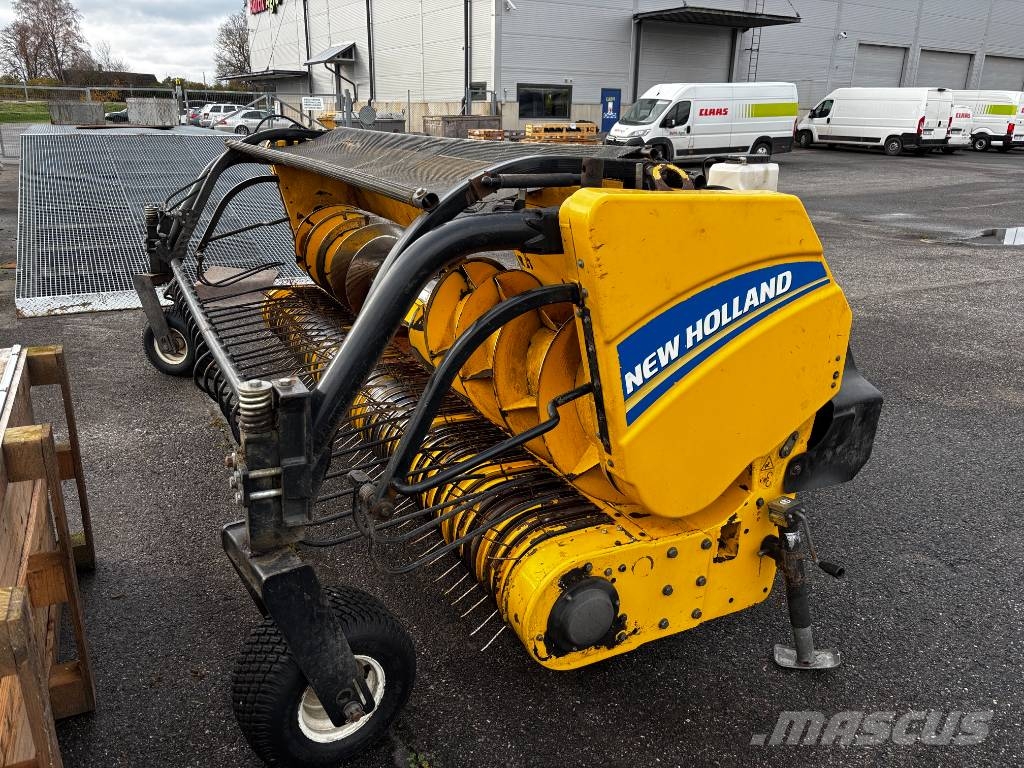 New Holland FR 600 Ensileuse automotrice