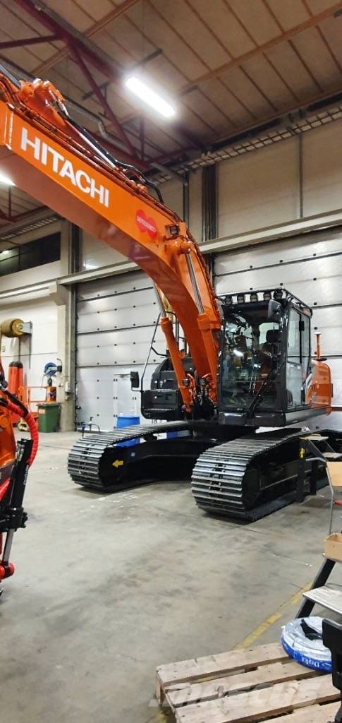 Hitachi ZX 210 LC 履带挖掘机