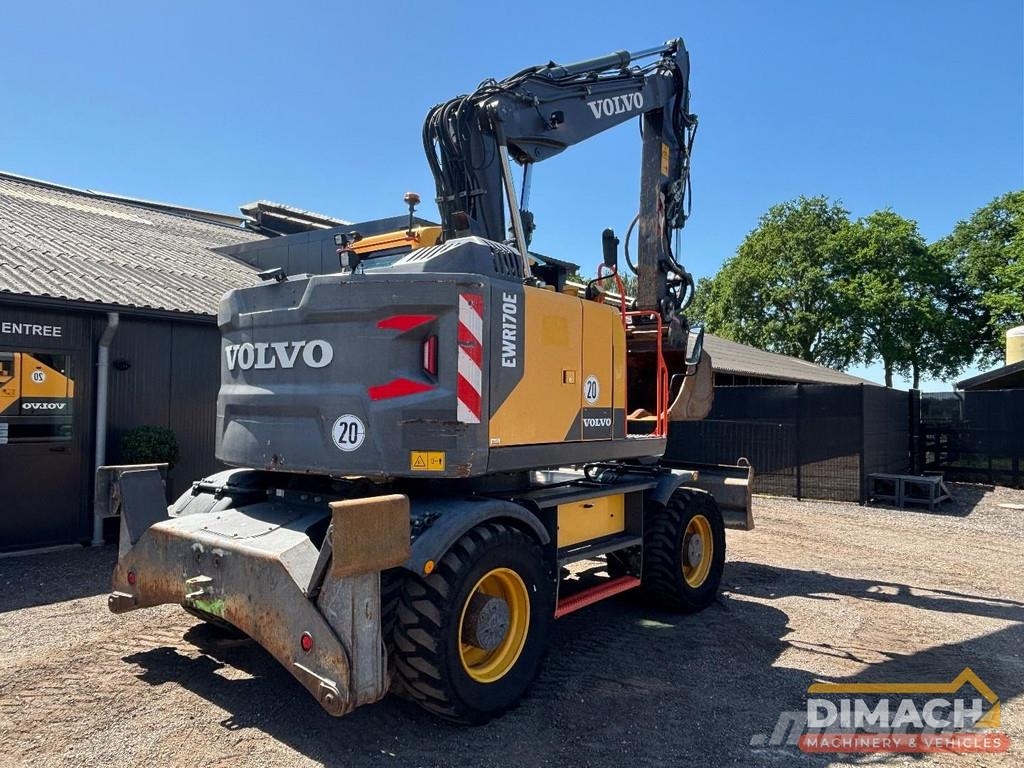 Volvo EWR 170E triple boom - blade + outriggers - 5800 h Specijalni kopači