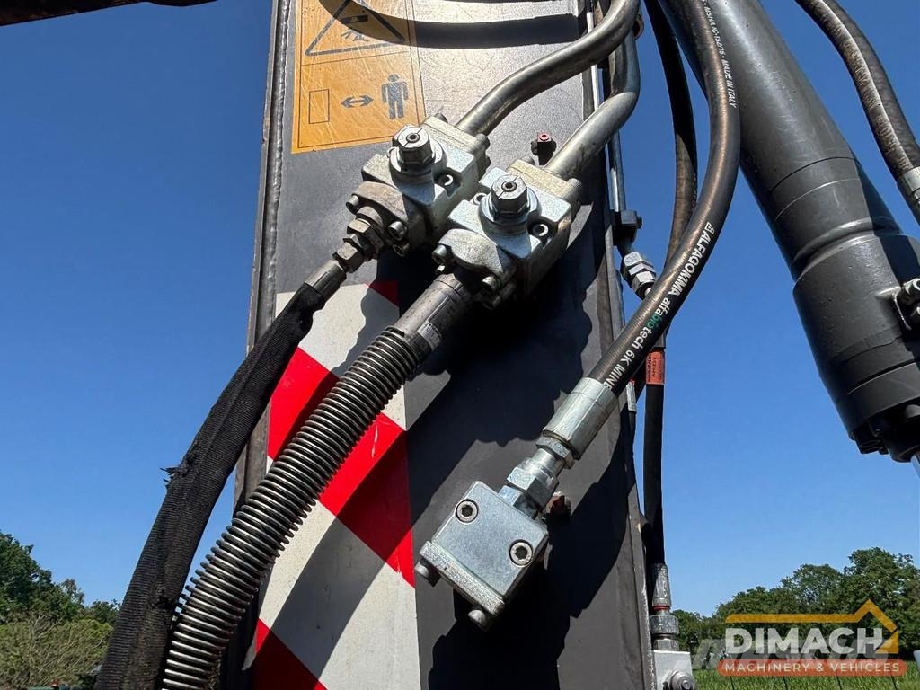Volvo EWR 170E triple boom - blade + outriggers - 5800 h Specijalni kopači