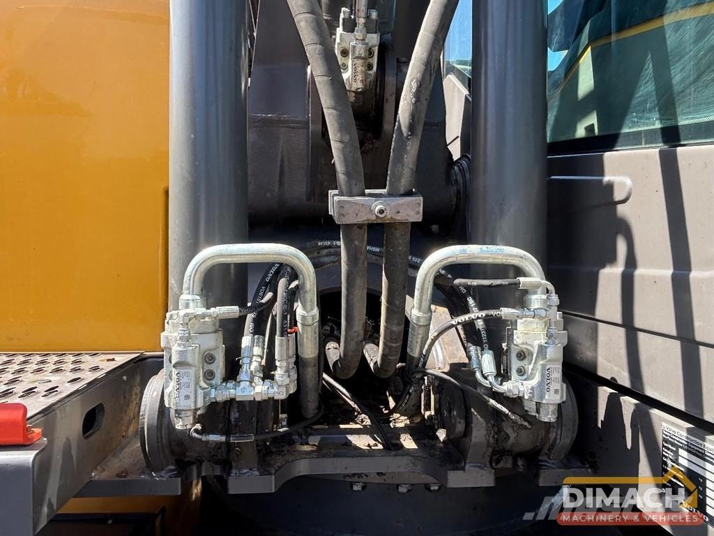 Volvo EWR 170E triple boom - blade + outriggers - 5800 h Specijalni kopači