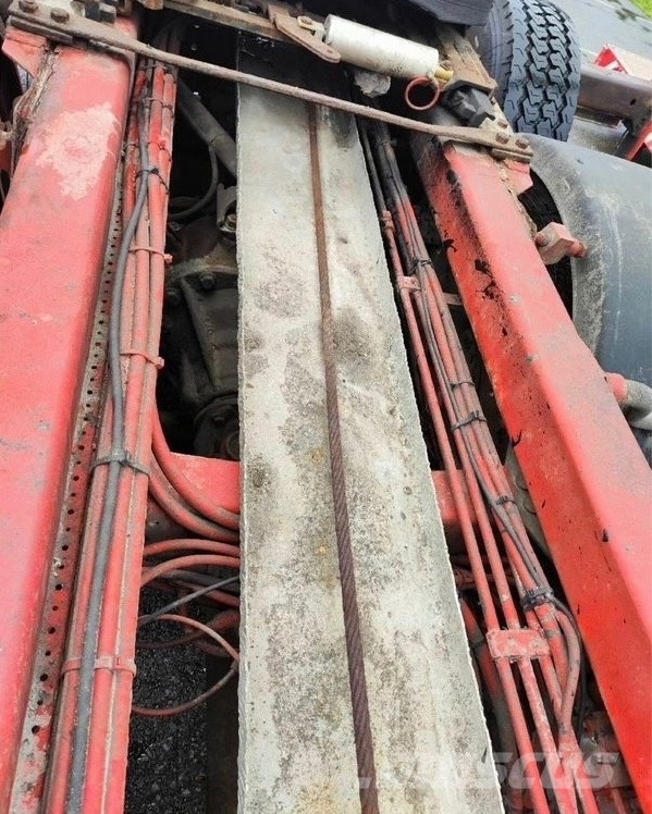 Volvo FM 440 可拆卸式卡车