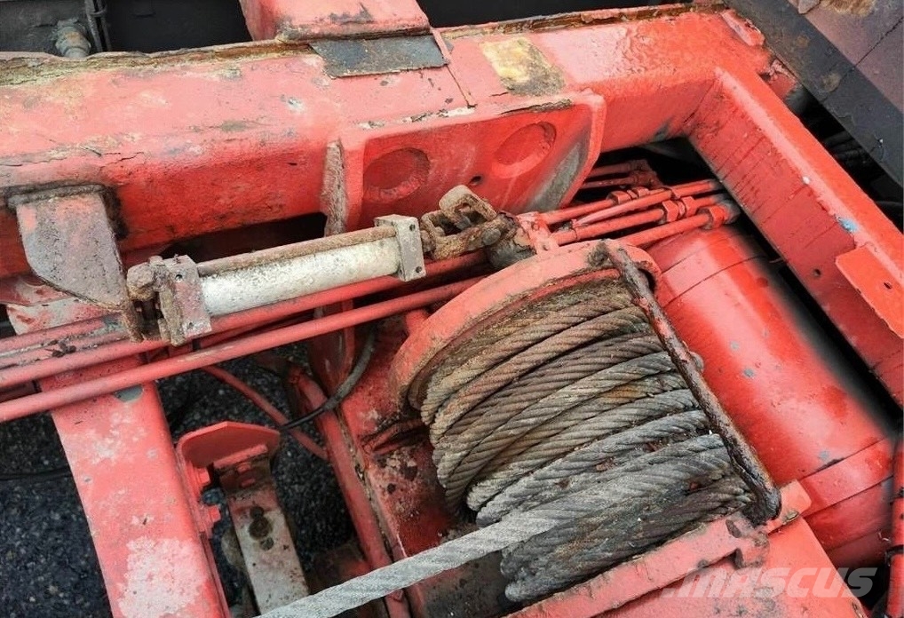 Volvo FM 440 可拆卸式卡车