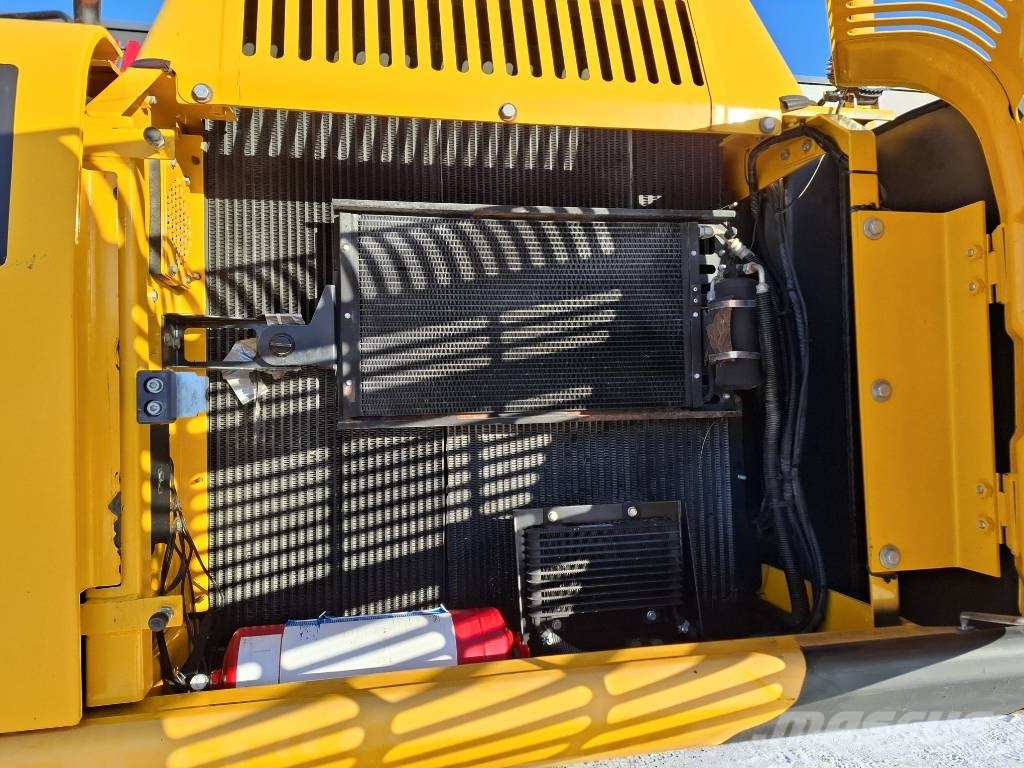 JCB JS 260 LC / Pyörittäjä, Kauha, Rasvari, Lämmitin Excavadoras sobre orugas