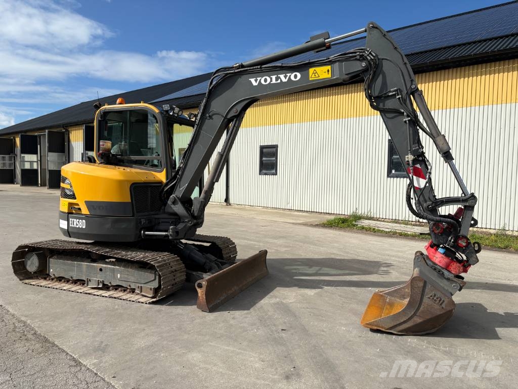 Volvo ECR58D grävmaskin, rototilt, stållarver Rataslaadurid
