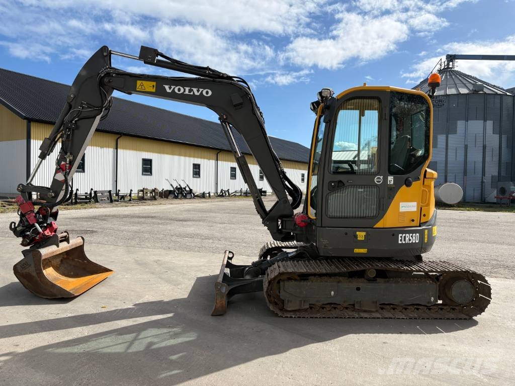 Volvo ECR58D grävmaskin, rototilt, stållarver Rataslaadurid