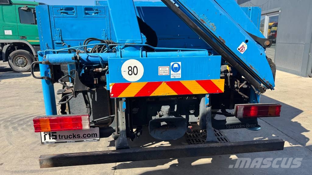 Mercedes-Benz ATEGO 1217 stake body - PALFINGER PK5000 - 5.1M Camiones bañeras basculantes o volquetes