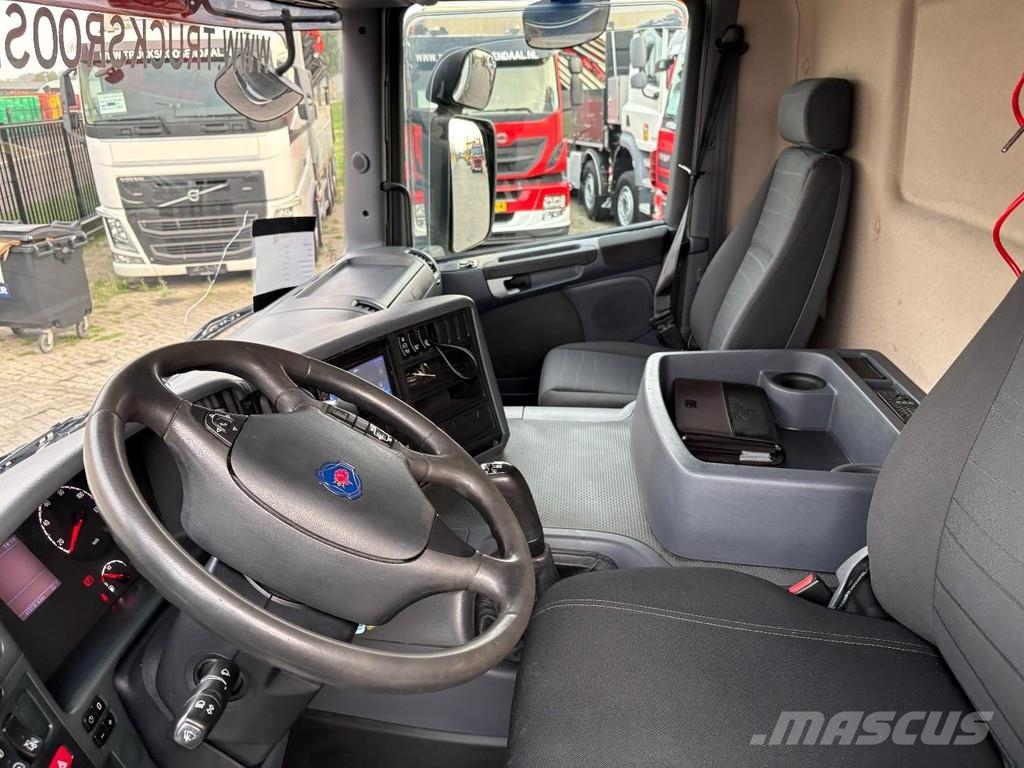 Scania P 320 + BDF SYSTEM + MANUAL + EURO 5 Bakwagens met gesloten opbouw