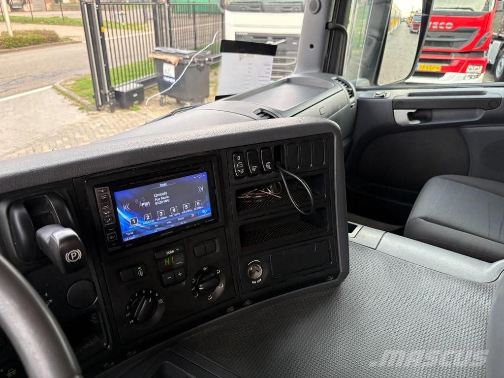 Scania P 320 + BDF SYSTEM + MANUAL + EURO 5 Bakwagens met gesloten opbouw