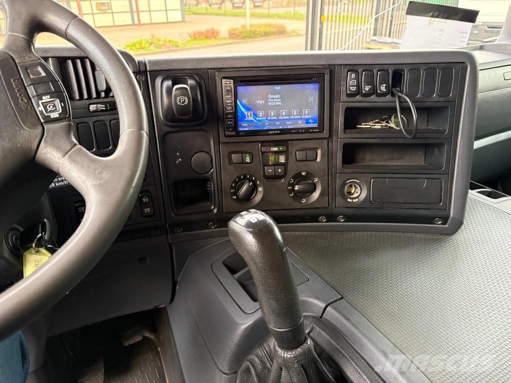 Scania P 320 + BDF SYSTEM + MANUAL + EURO 5 Bakwagens met gesloten opbouw