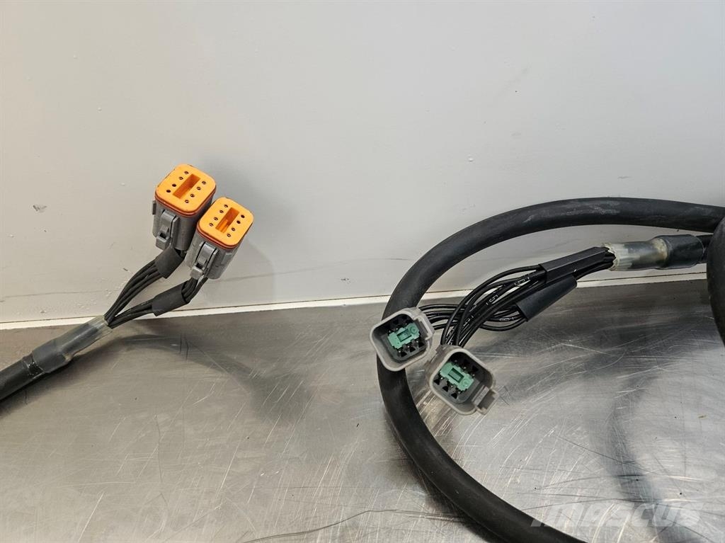 Yanmar 5383670032 + 5079654701 Componenti idrauliche
