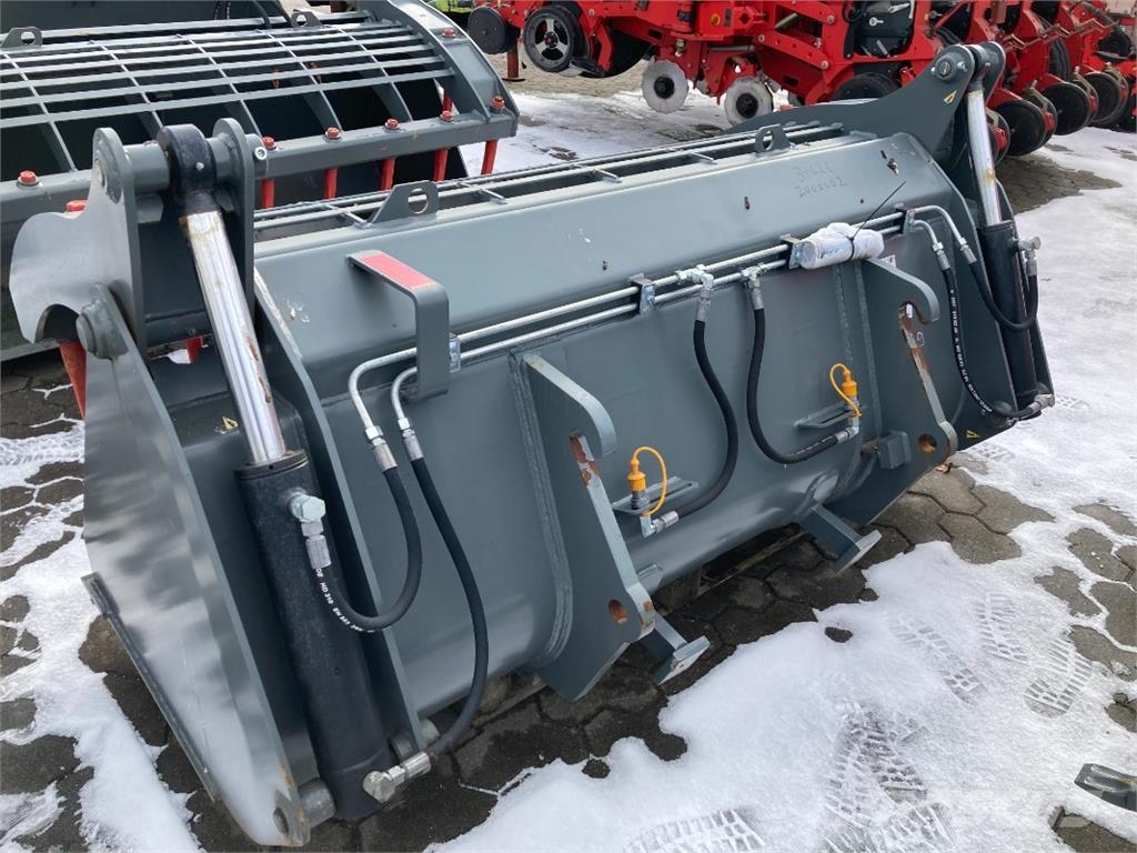 Bressel und Lade Silagebeißschaufel 2000mm Kašike / Korpe